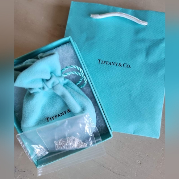 Tiffany Paloma's Graffiti Love Pendant - Picture 2 of 3